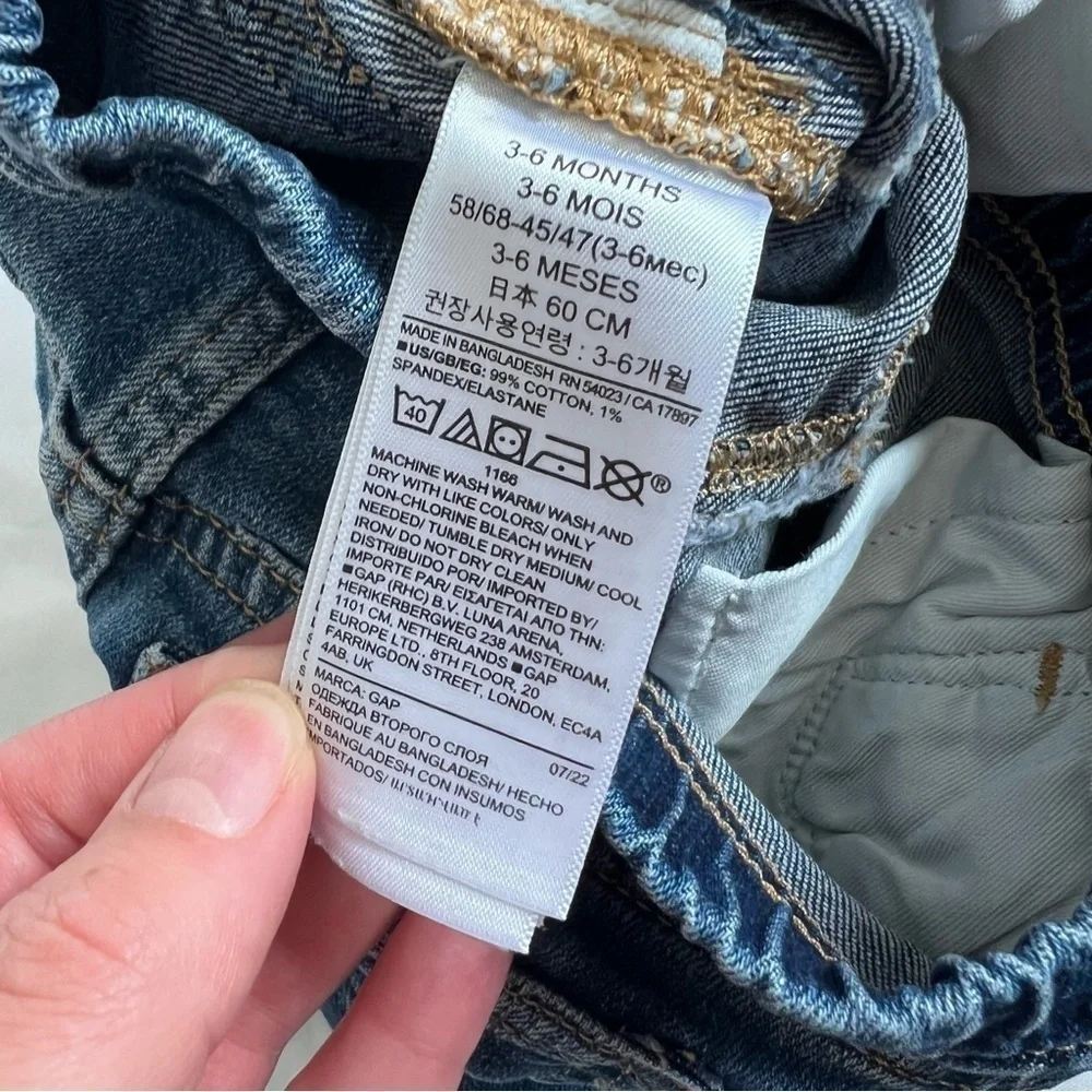 Baby Gap Distressed Denim Slim Fit Elastic Waist Jeans in Size 3-6 Months
